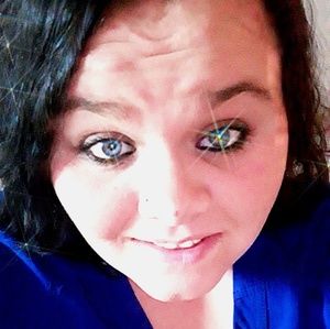 Meet your Posher, Katherine